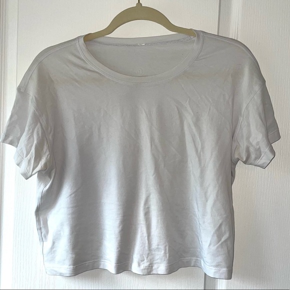 Lululemon T-Shirt